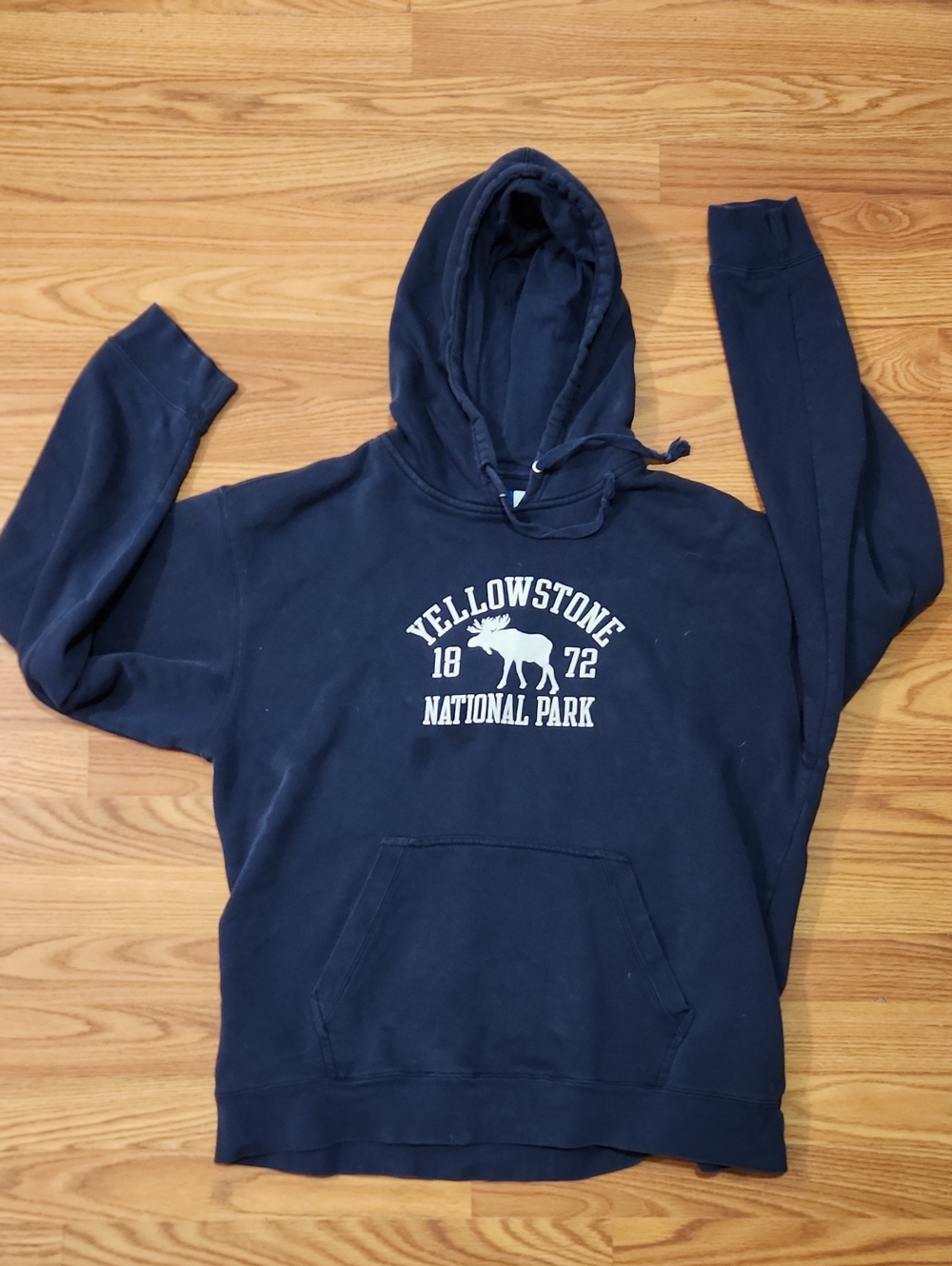 Vintage Classic Yellowstone National Park Hoodie